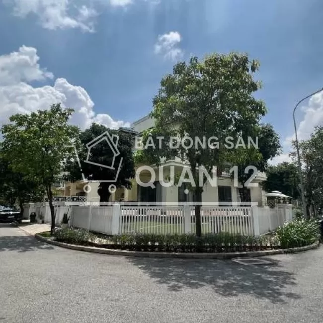  Biệt thự Senturia Đẹp mê mẩn,DT 415,2m2 Phong cách Châu Âu ven sông 