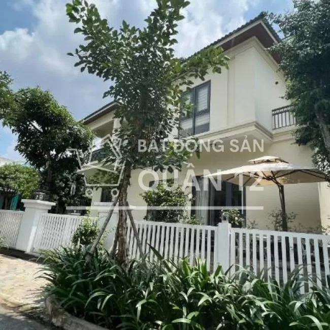  Biệt thự Senturia Đẹp mê mẩn,DT 415,2m2 Phong cách Châu Âu ven sông 