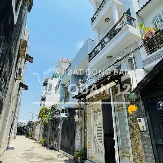 Nhà 3 Lầu Đẹp Cần Bán, Hẻm Xe Hơi Q12 