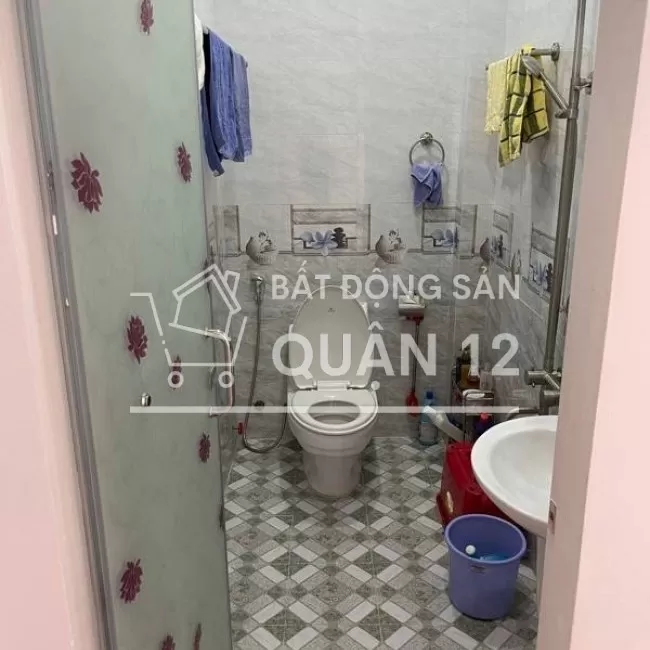 Nhà 3 Lầu Đẹp Cần Bán, Hẻm Xe Hơi Q12 