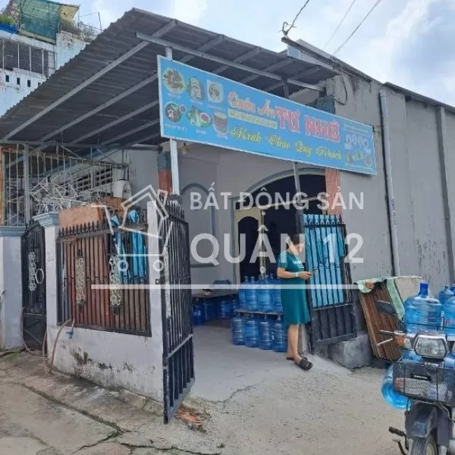 Chính chủ 2 MT 4.5x20m 90m2 LG12M xe tải TTN1B