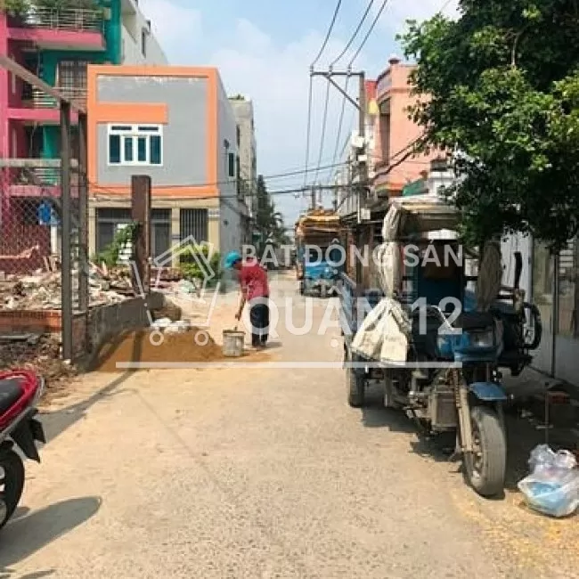 Bán nhà gần chợ Lạc Quang, P.TTN, Q.12, HXH 8m, gần Trường Chinh