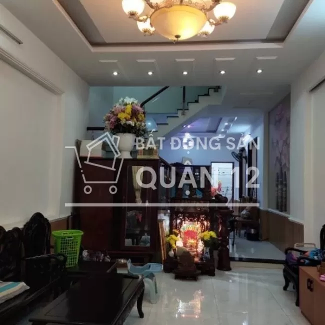 Bán nhà Trường Chinh,1 xẹc, sát mặt tiền, 4.5x19.5m, 4 tầng, bán nhanh