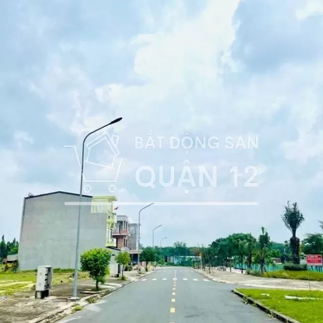 Bán nhanh lô đất thổ cư đường Vườn Lài, An Phú Đông, Quận 12, sổ riêng