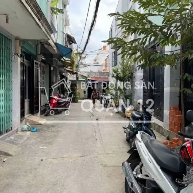 Vỡ nợ bán căn nhà đường Nguyễn Văn Quá giá 1tỷ6
