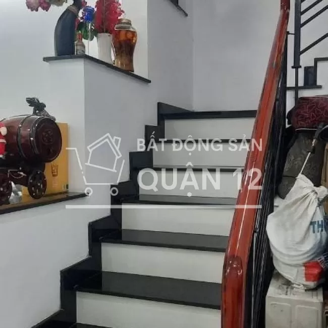 BÁN NHÀ QUẬN 12-4.5x22m2-4L- 5.6TỶ XE HƠI THẲNG VÀO NHÀ  CHÍNH CHỦ 