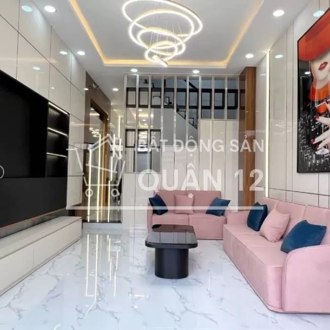 Nhà 4x18m, 3 lầu, đường Hà Huy Giáp giá 4,8 tỷ (TL) gần UBND Thạnh lộc