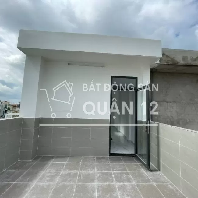 Nhà 4x18m, 3 lầu, đường Hà Huy Giáp giá 4,8 tỷ (TL) gần UBND Thạnh lộc