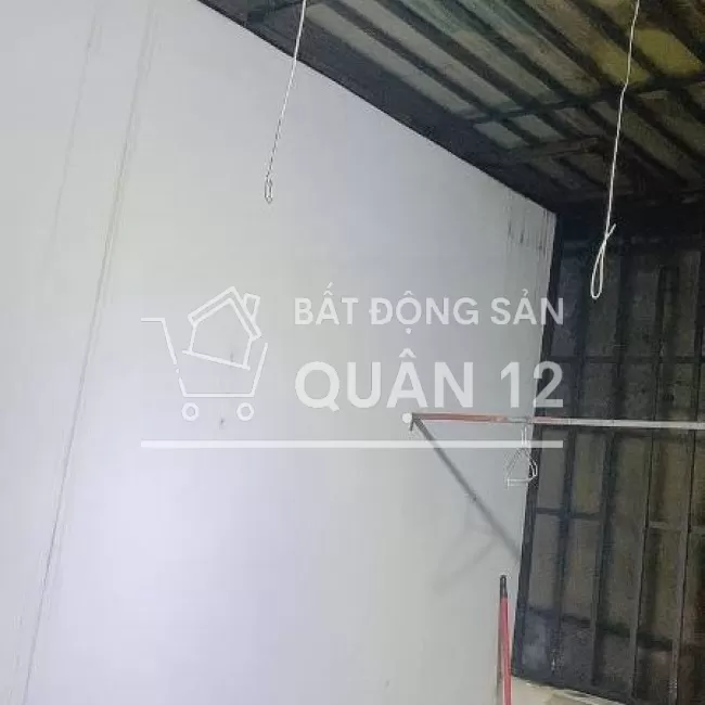 Nhà 2 lầu, 3PN.sân phơi.hẻm 8m thông.khu phân lô đường thới an 35.Q12