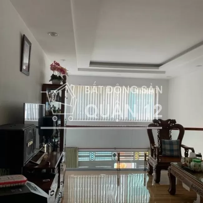 Hoa hồng 1% nhà phố Thạnh Lộc đường xe tải lớn tránh nhau