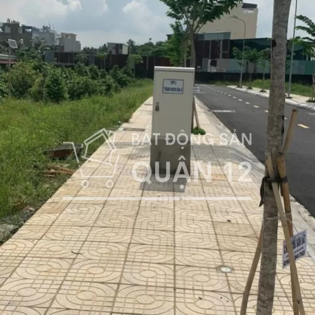 Chính chủ cần ra gấp lô đất MT Vườn Lài, An Phú Đông, quận 12,sổ riêng