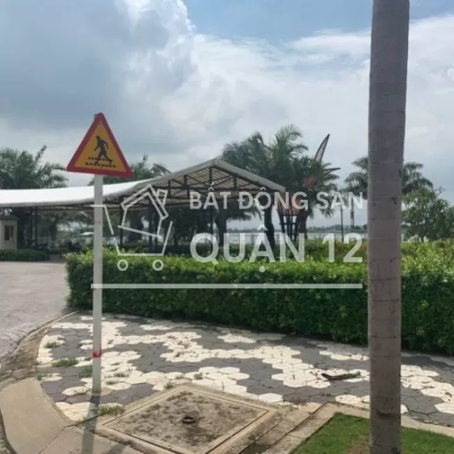 Chính chủ cần ra gấp lô đất MT Vườn Lài, An Phú Đông, quận 12,sổ riêng