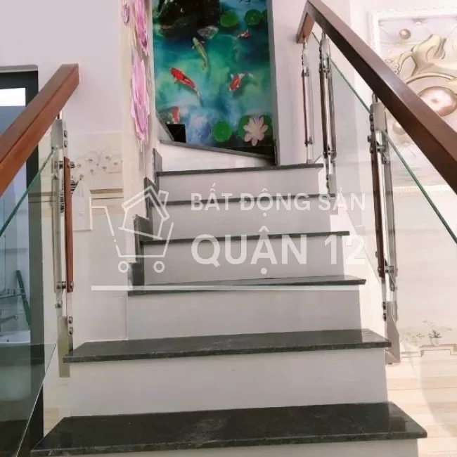 Nhà bán 1 sẹc Nguyễn Văn Quá, Quận 12, bán 1,730tr/44m2, shr, dg ô tô