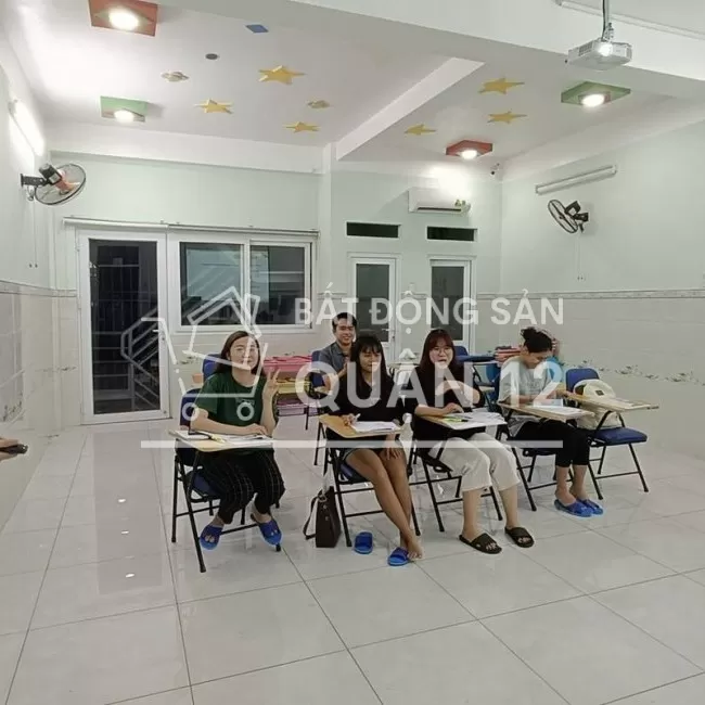 ✅ Một căn duy nhất làm trung tâm dạy học - Nhà mặt tiền Nguyễn Thị