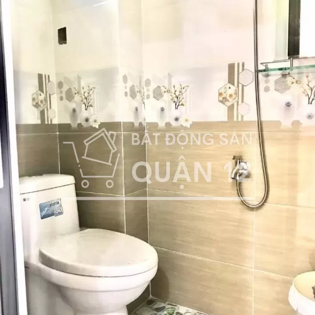 Bán nhà mặt tiền giá rẻ quận 12