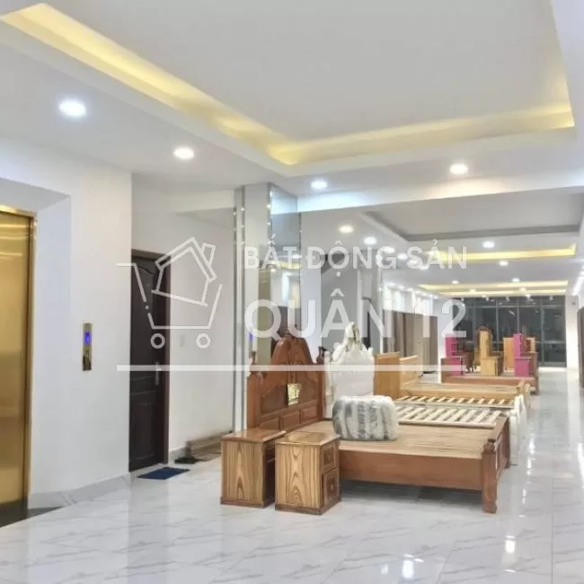 Nhà MT 5 Tầng Nguyễn Văn Quá KDNT và Penhouse
