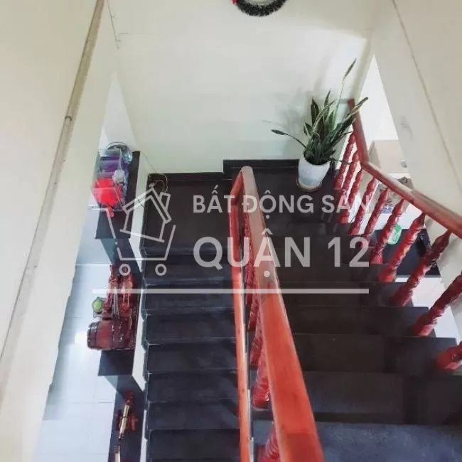 Bán nhà hẻm xe hơi đường Tô Ký Quận 12