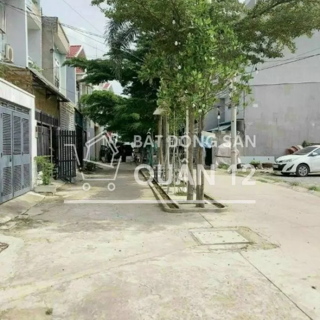 Đất ngay ubnd phường đường Vườn Lào dt 4x13 shr