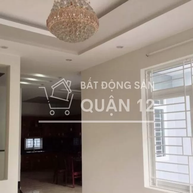 Kẹt NGân Hàng GĐ cần bán gấp căn Biệt Thự, Giá chỉ bằng căn nhà phố.