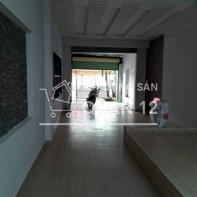 Nhà MT Lê Thị Riêng Q12. DT:4x28m nhà cấp 4