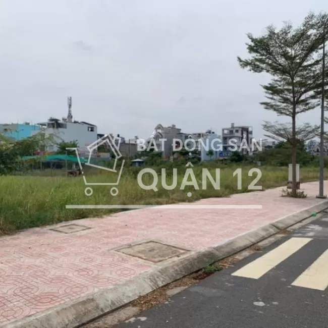 Kẹt tiền bán 90m2 đất ngay Mt Vườn Lài, An Phú Đông, quận 12, sổ riêng