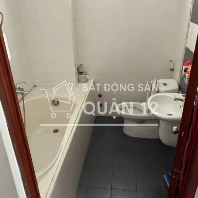 Bán nhà cấp 4 đường Hà Huy Giáp, Q12, DT56m2, giá 1tỷ 4, sổ hồng riêng