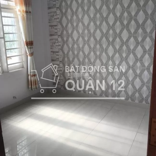 Bán gấp nhà 2 lầu 4x22m HXH Trung Mỹ Tây quận 12