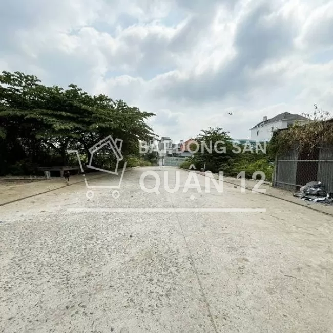 Nhà 2 lầu DT 4x16m hẻm xe hơi đường Vườn Lài gần cầu sắt An Phú Đông