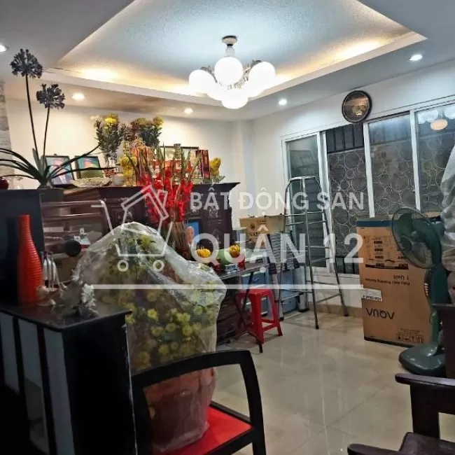 Bán nhà hẻm ô tô Nguyễn Văn Quá, 110m2, 2 tầng, 5.1 tỷ