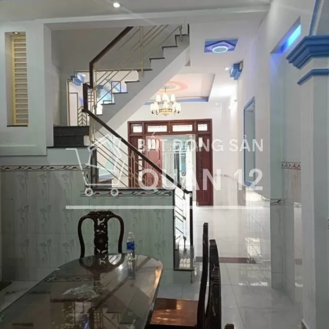 Nhà Mặt Tiền - 4 Tầng - 112m2 - Đẹp, Rẻ Bất Ngờ - Lê Thị Riêng Quận 12