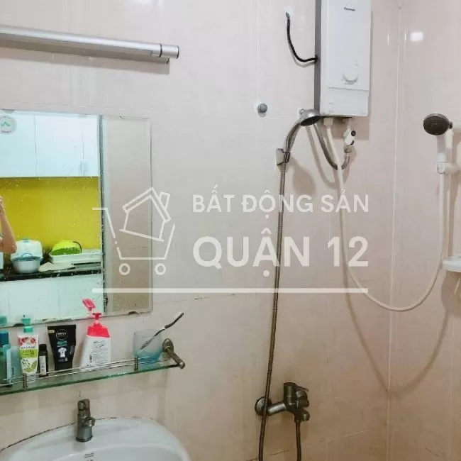 Cần bán gấp căn hộ 8x plus trường chinh. quận 12. sổ hồng hổ trợ vay