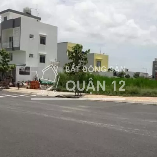 Cần bán gấp lô đất 100m2 Q12 giá bán 2tỷ499