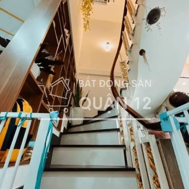 2.8Tỷ SHR Chính chủ đường HT 13 Quận 12  3PN Hẻm 5m LH 0888230994 