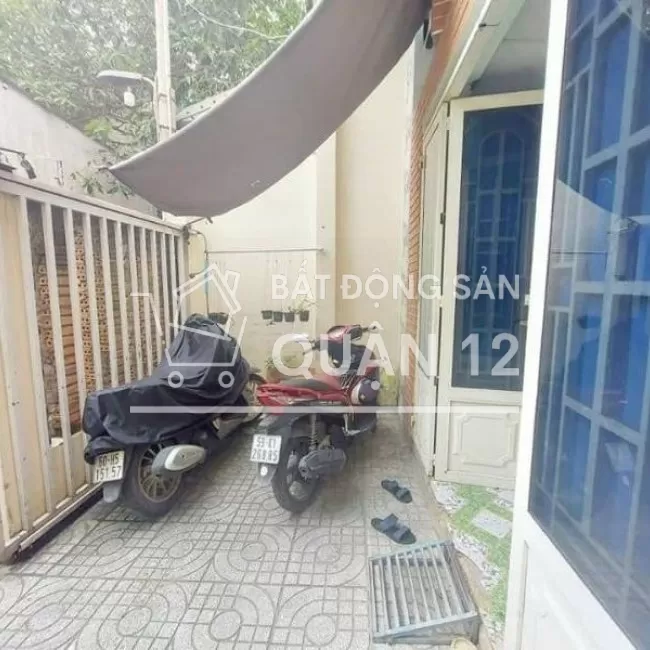 Chủ ngợp Bank, Nguyễn Văn Quá, 64m2, 2 tầng, chỉ 2.85 tỷ 
