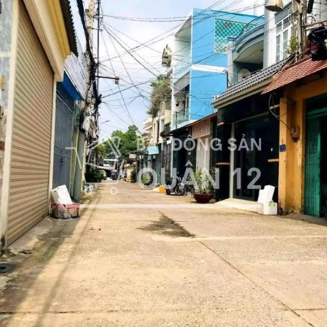 Bán gấp nhà hẻm ô tô Nguyễn Văn Quá, 80m2, 2 tầng 4.85 tỷ