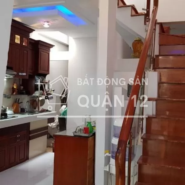 Bán gấp nhà gần chợ Đông Thạnh, gần Lê Văn Khương, Quận 12