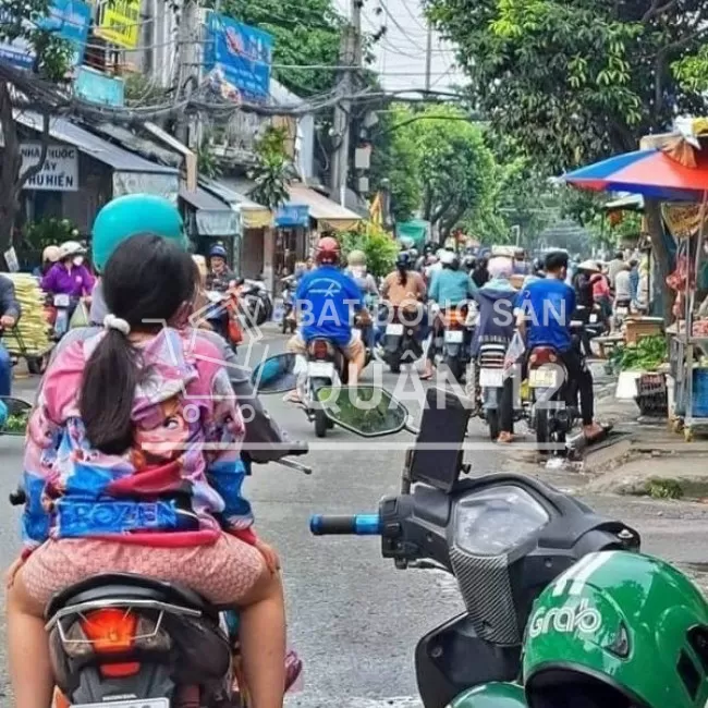 Nhà Mặt Tiền Nguyễn Thị Đặng Khu Vực Cực Kì Xung Túc Cho Thuê Ổn Định
