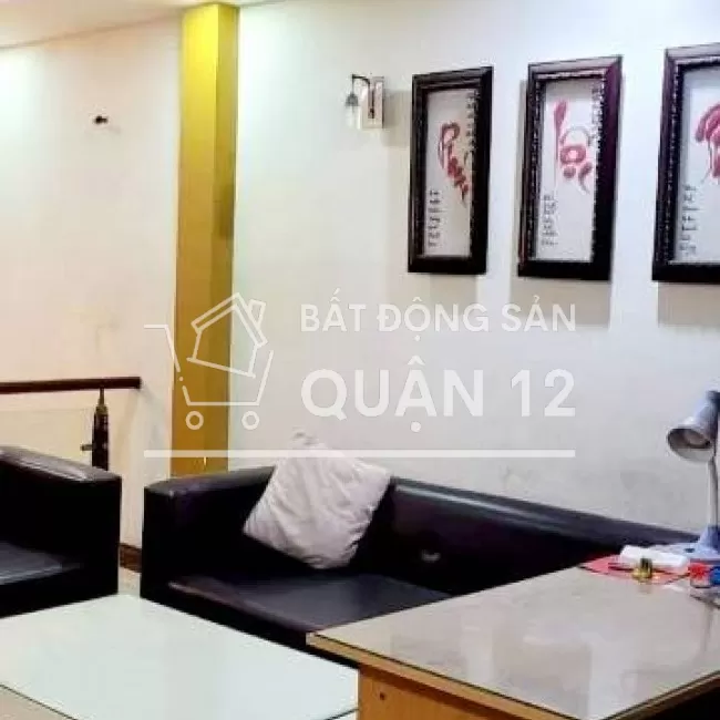 Hơn 6 tỷ, có nhà 5 tầng, 100m2, hẻm ô tô Trường Chinh