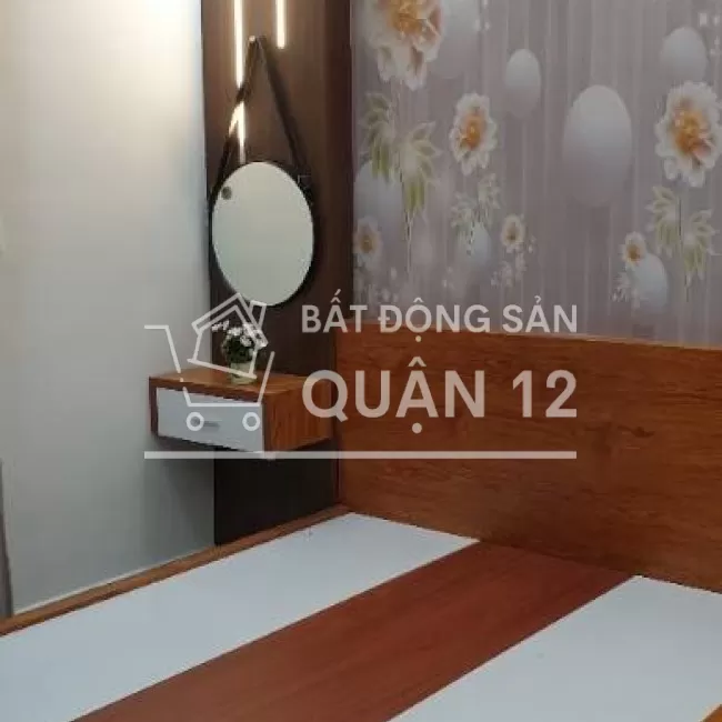 Nợ lãi ngân hàng cần tiền bán gấp.nhà đường thông 8m nở hậu