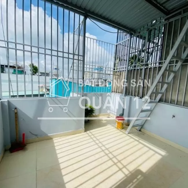 Bán nhà hẻm xe hơi 8m, mới full nội thất Phường Hiệp Thành quận 12 