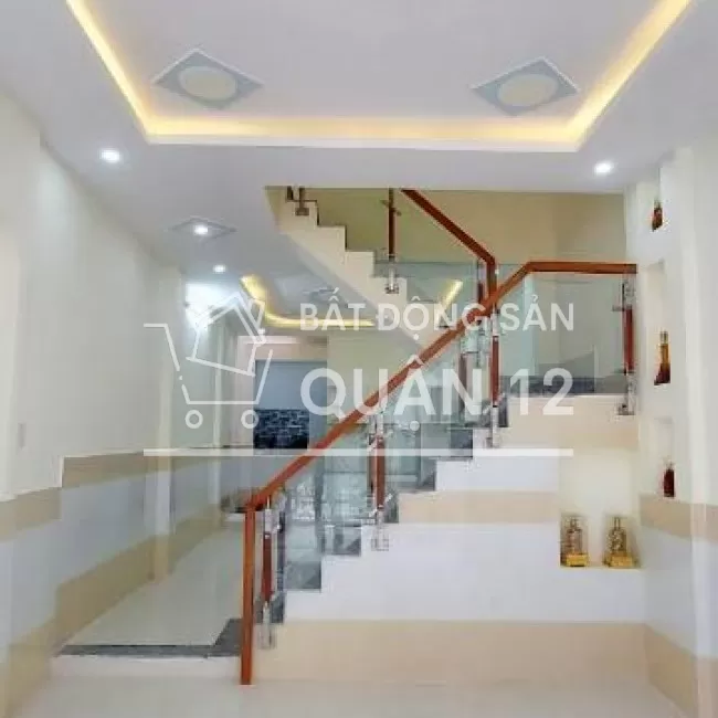 Nhà mới hẻm xe hơi vị trí tôt gần nhiều tiện ích mà giá lại tốt 