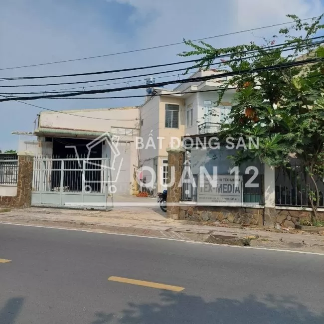 Cho thuê kho xưởng mặt tiền Tô Ngọc Vân, P.Thạnh Xuân, Q.12, dt 1700m2