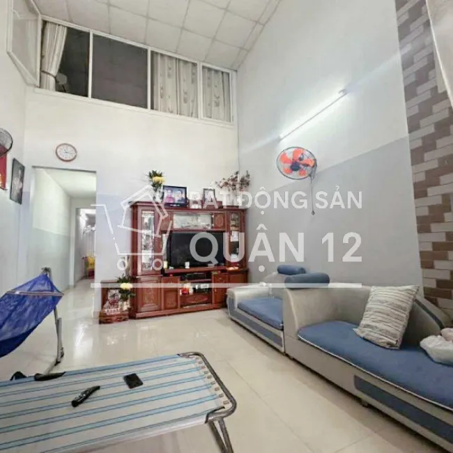 Nhà cấp 4 có lửng 71m2 (4x18) hẻm 134 Dương Thị Mười , gần Bệnh Viện Q12 , 4 tỷ nhỉnh 0932030061
