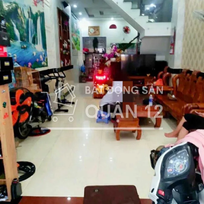 Bán nhà đường 8m — 58m2-3tang Bùi Văn Ngữ Q12 , liền kề ngã 3 Đông Quang , 5 tỷ nhỉnh 0932030061